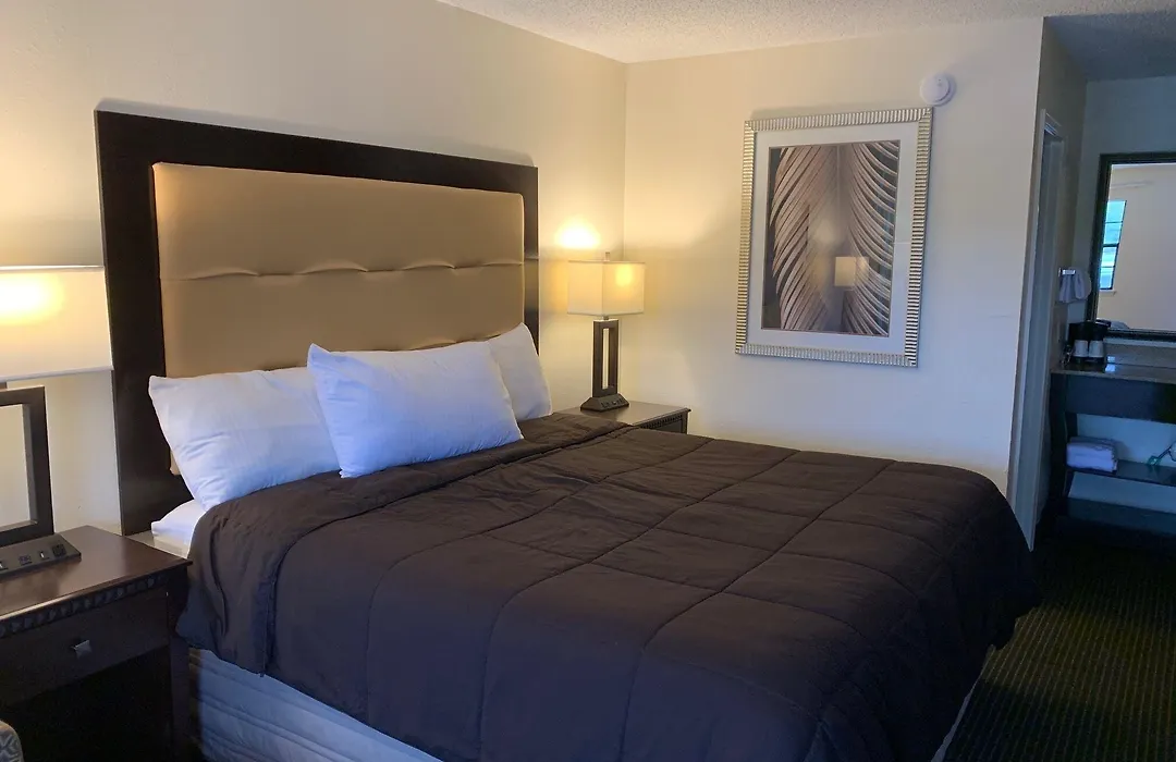 Blackwater Inn Milton-1