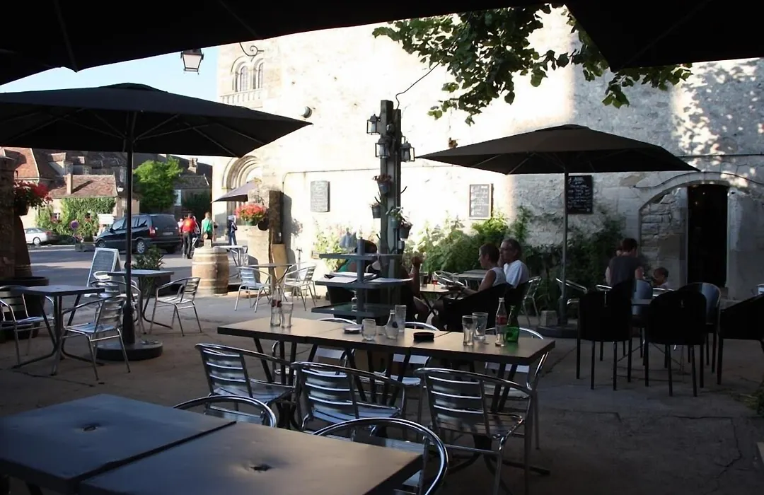 La Terrasse - Hôtel Restaurant à Vézelay-1