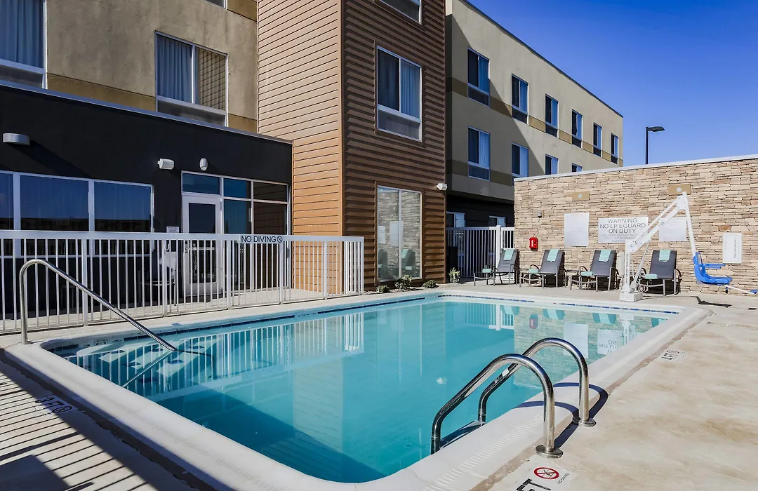 Fairfield Inn & Suites By Marriott Pecos-1