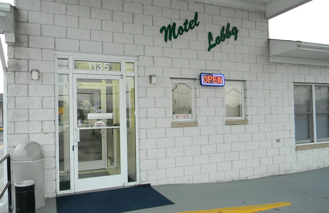Fairfax Motel-1