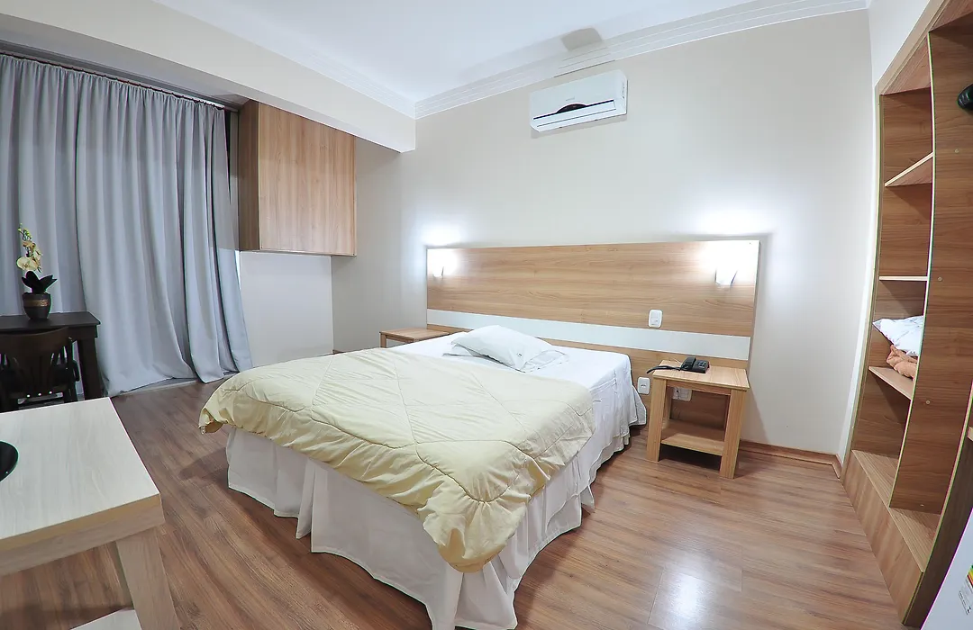 Turis Hotel-1