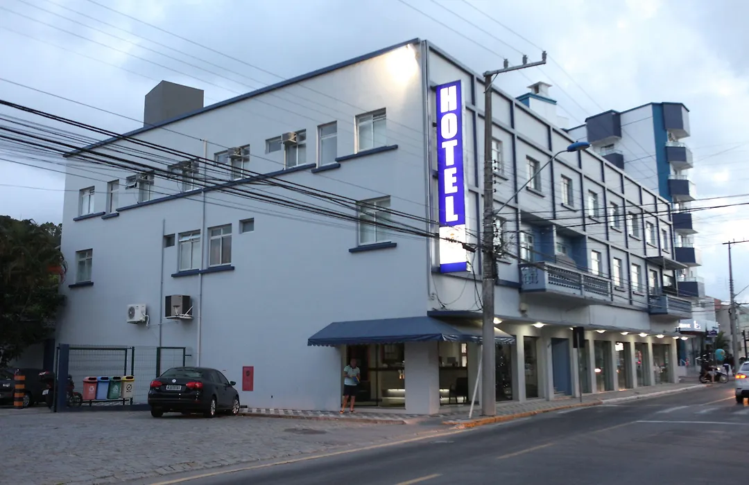 Hotel Vitoria - Itajaí-1