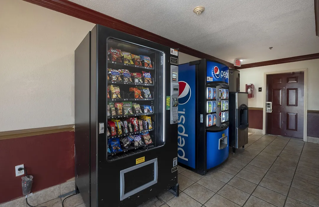 Red Roof Inn & Suites Pensacola-Nas Corry-1