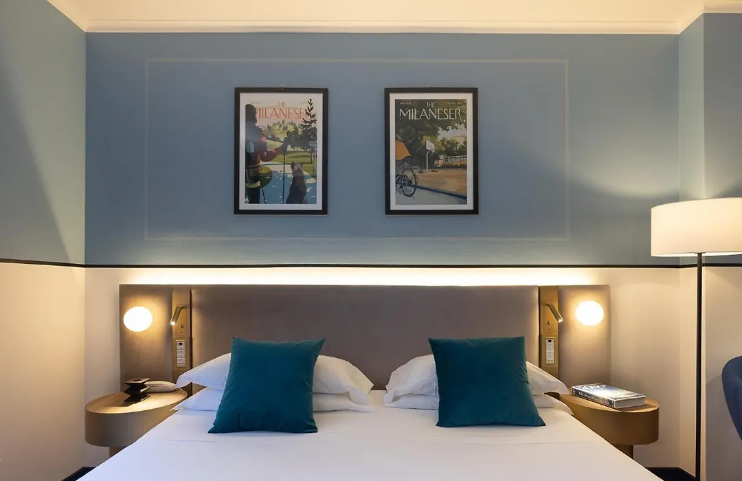 Hotel Canada-1
