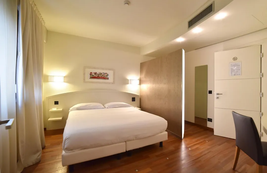 Hotel Napoleon-1