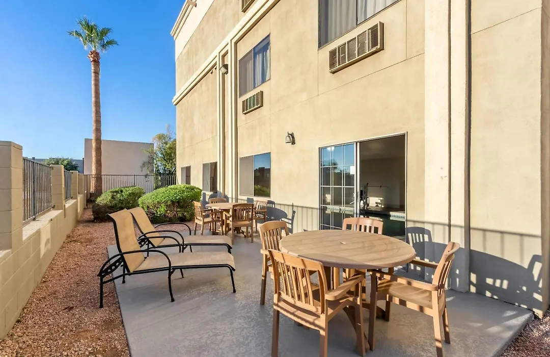 Comfort Inn & Suites Surprise Near Sun City West-1