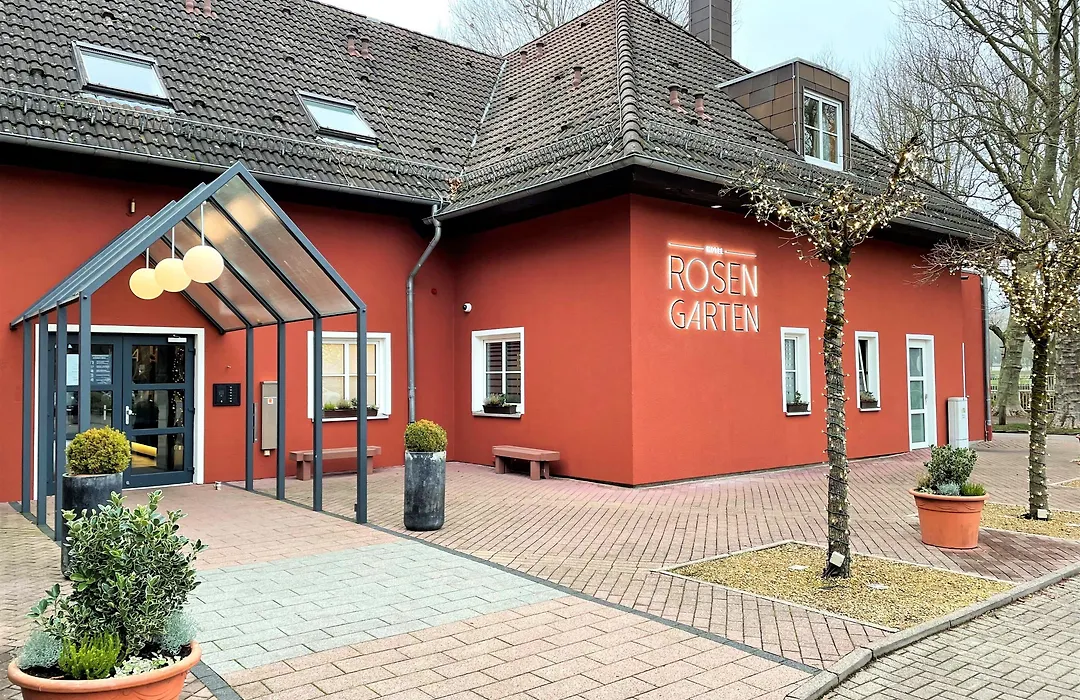 Hotel Rosengarten-1