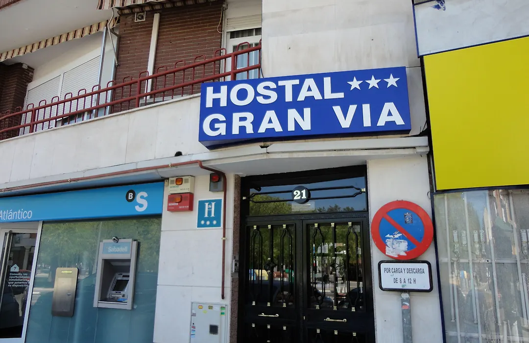 Hostal Gran Vía-1