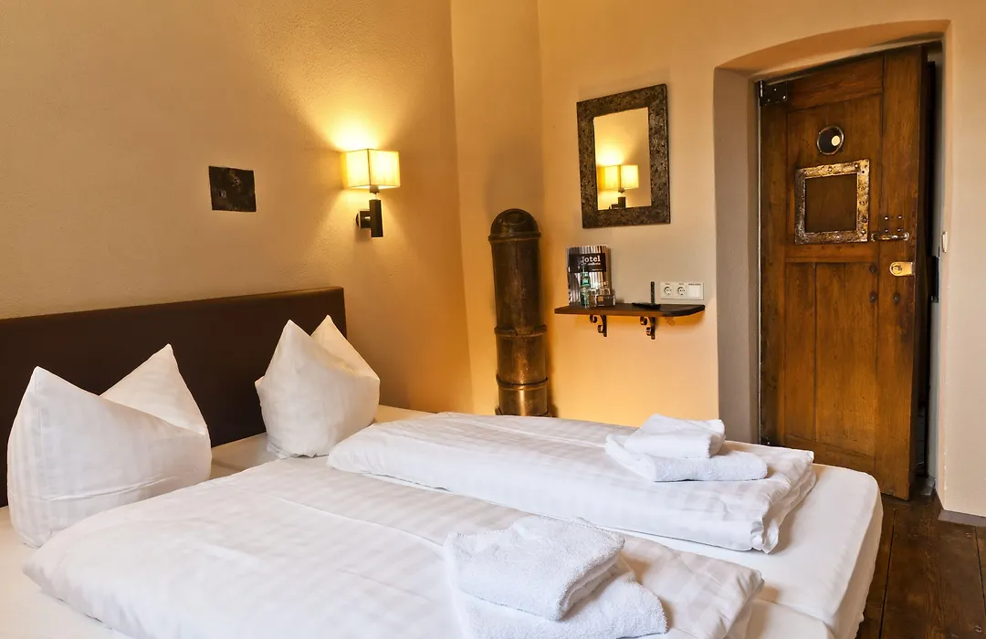 Knast-Hotel Fronfeste-1
