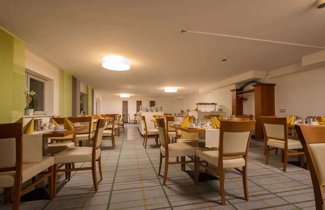 Hotel Fortuna-1