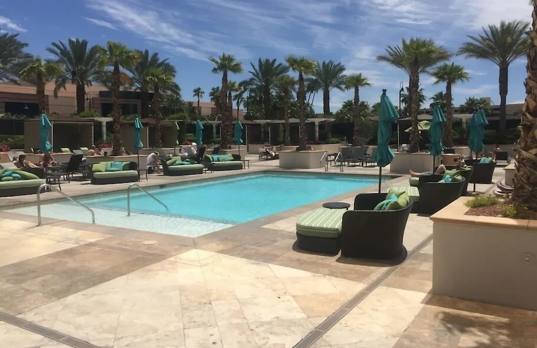 Fallon Luxury Rentals At The Signature-1