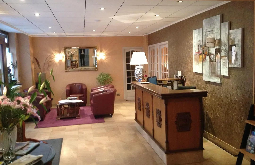 Crystal Hotel-1