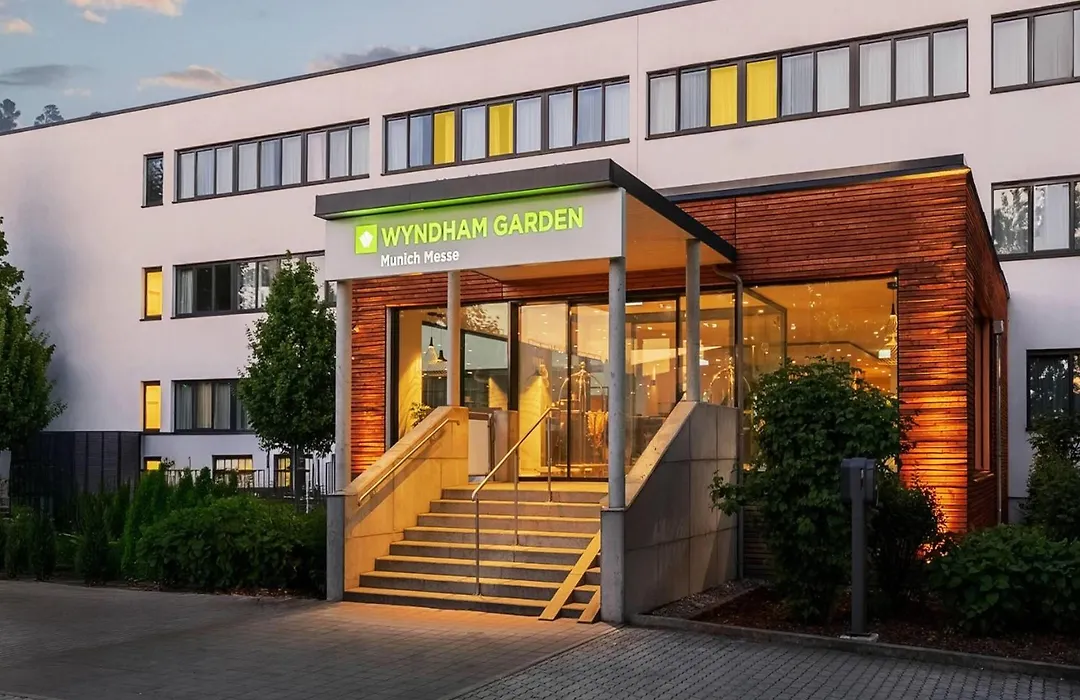 Wyndham Garden Munich Messe-1