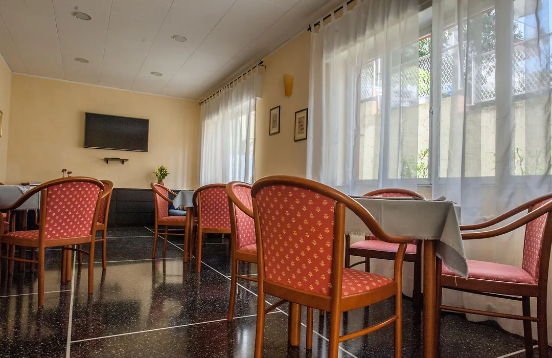 Hotel Lorenzo-1
