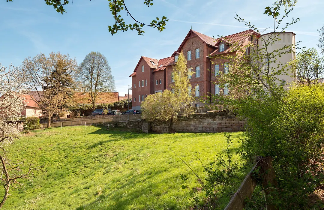 Hotel Brunnenhaus Schloss Landau-1
