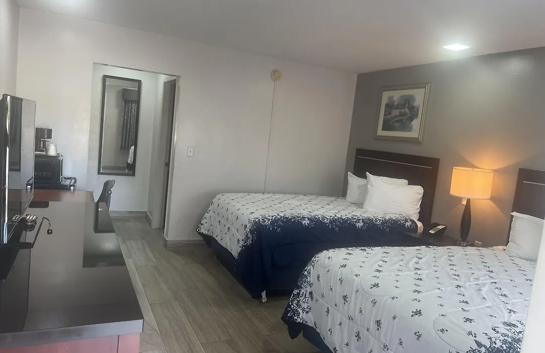 Flamingo Inn-1