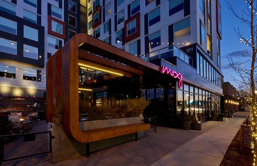 Moxy Denver Cherry Creek-1