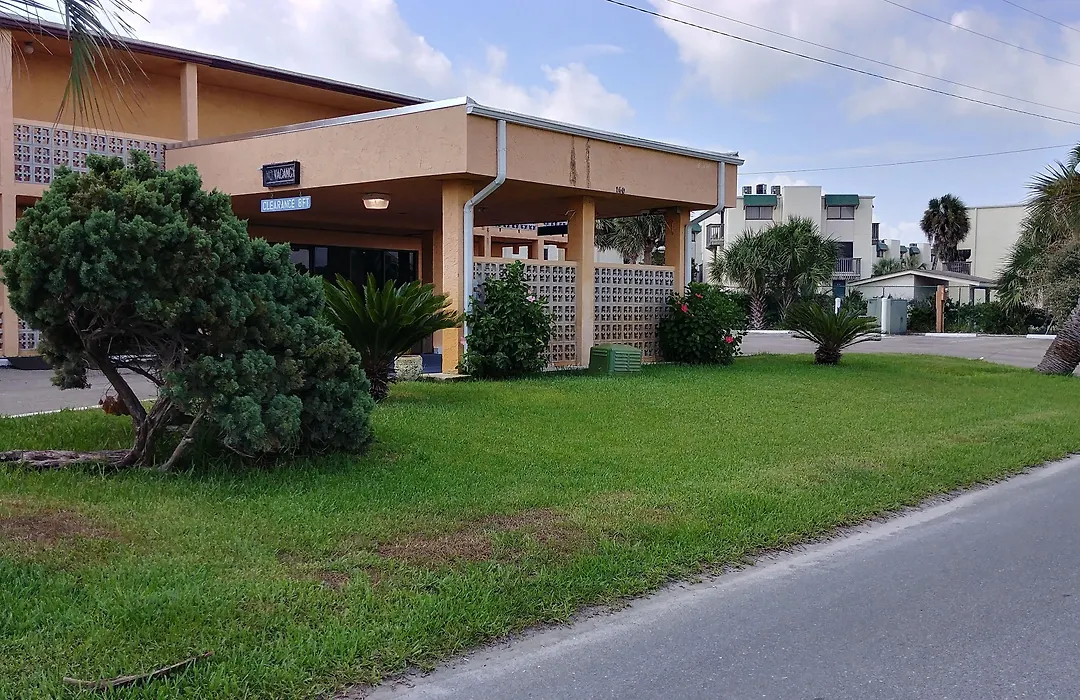Buccaneer Inn-1