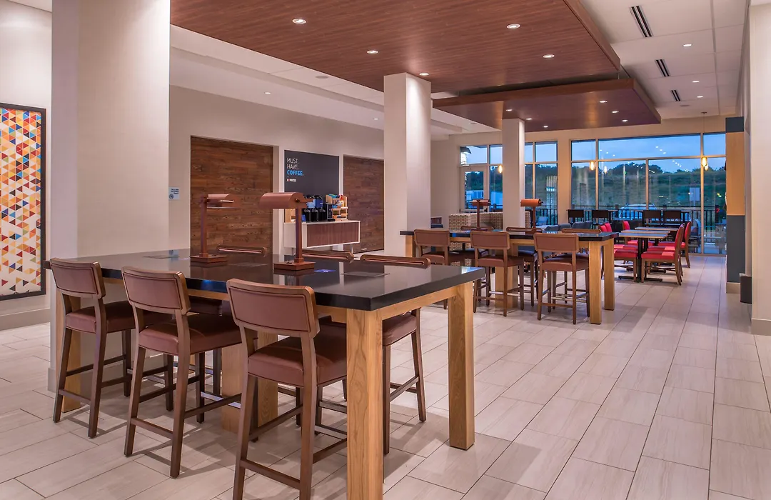 Holiday Inn Express & Suites Farmville By Ihg-1