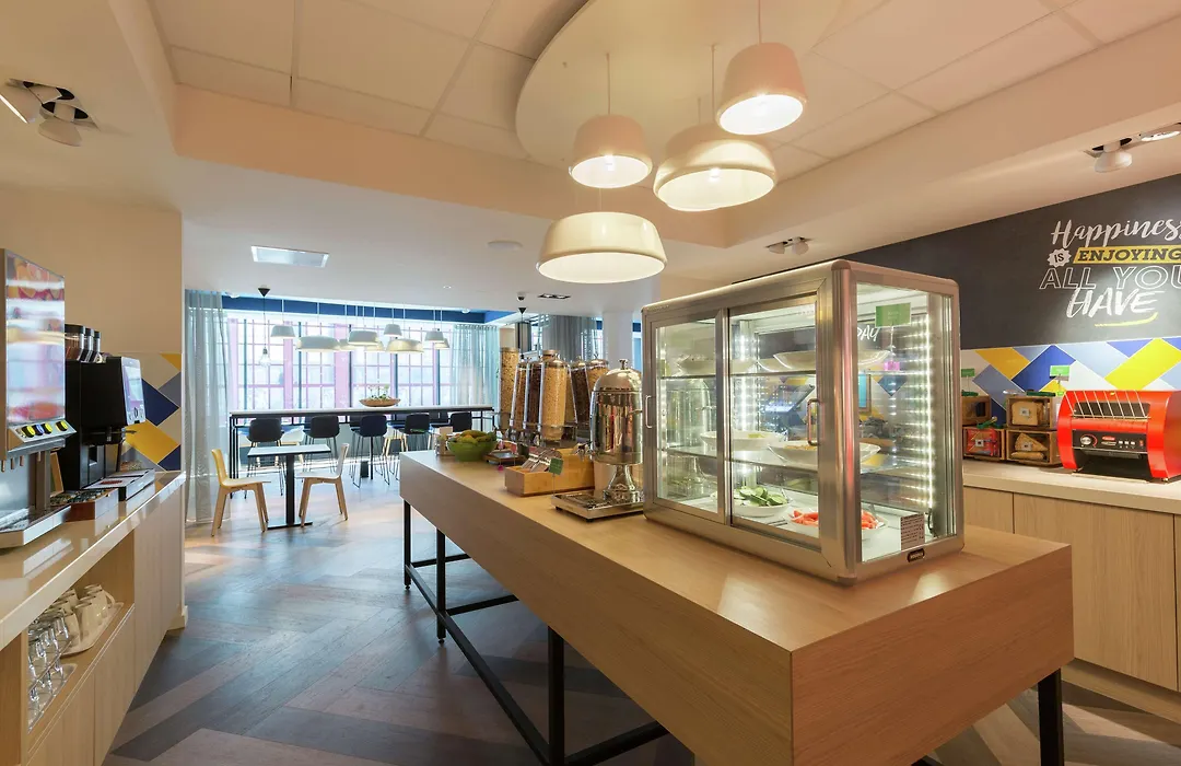 Hampton By Hilton Antwerp Central Station-1