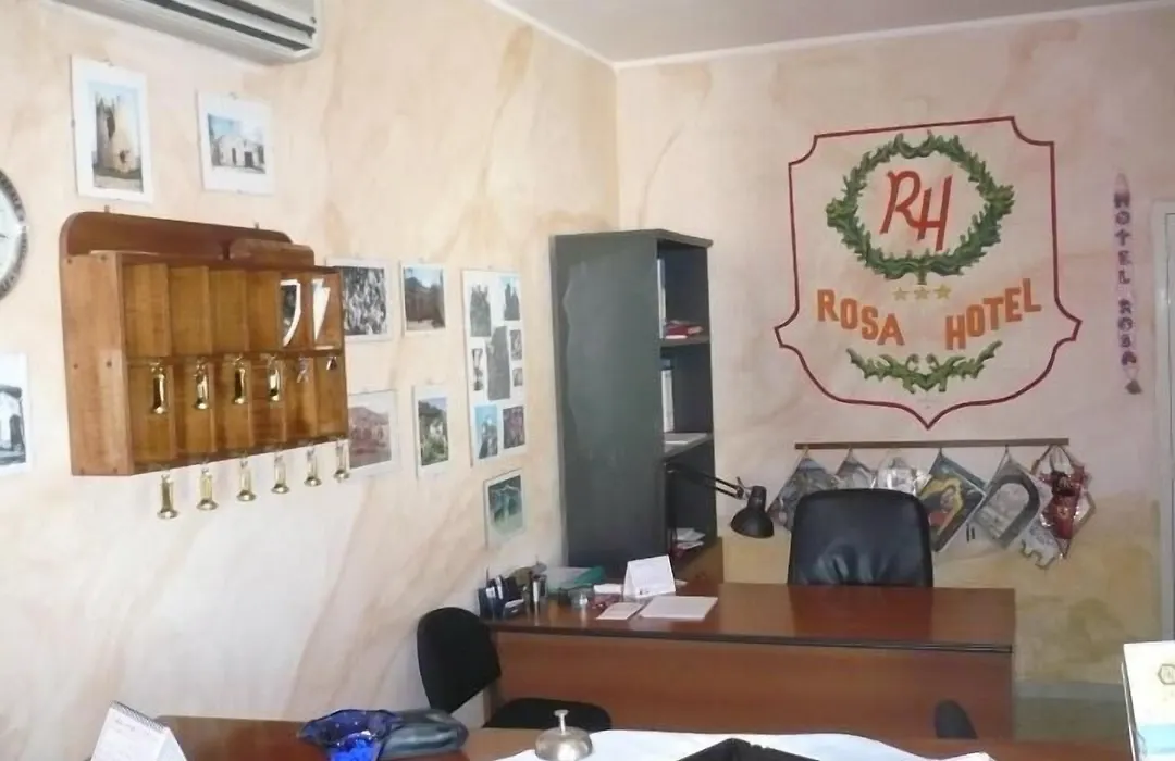 Rosa Hotel-1