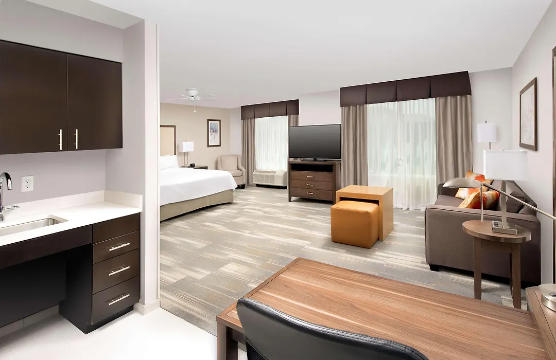 Homewood Suites By Hilton Kansas City Speedway-1