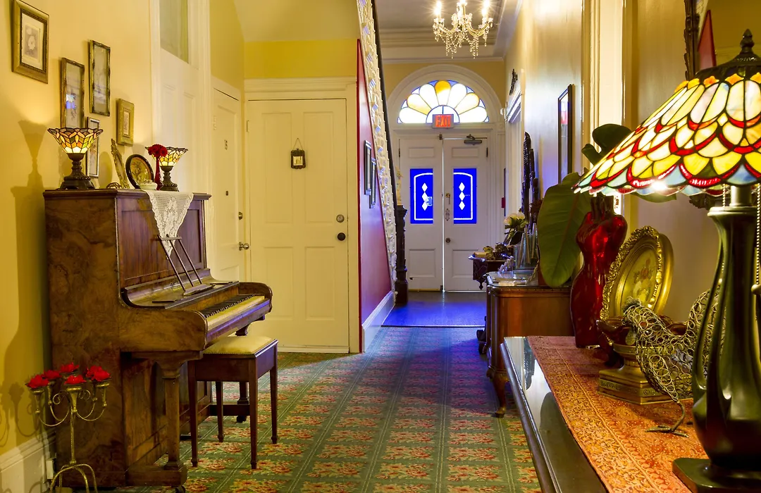Marreros Guest Mansion - Adult Only-1