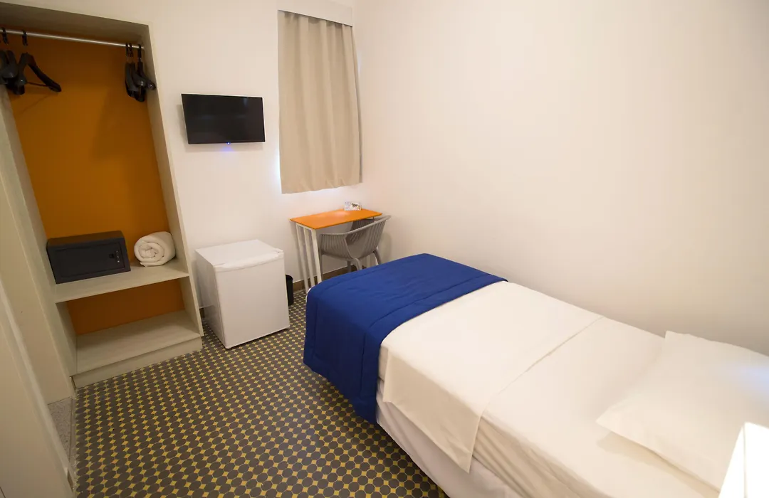 Hotel Villa Smart-1