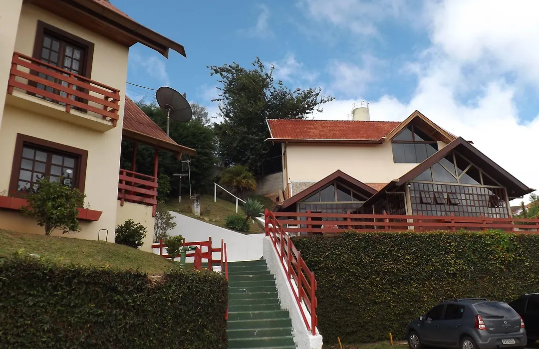 Pousada AlpenRose-1