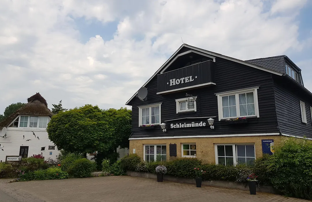 Hotel Schleimünde-1