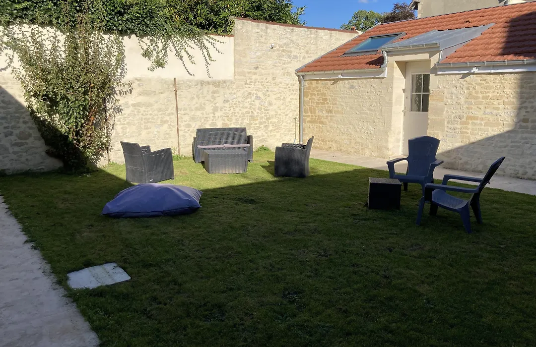 Hôtel Le Saint Patrice-1