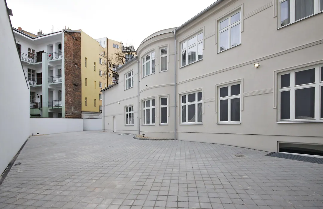 Elizabeth Suites-1