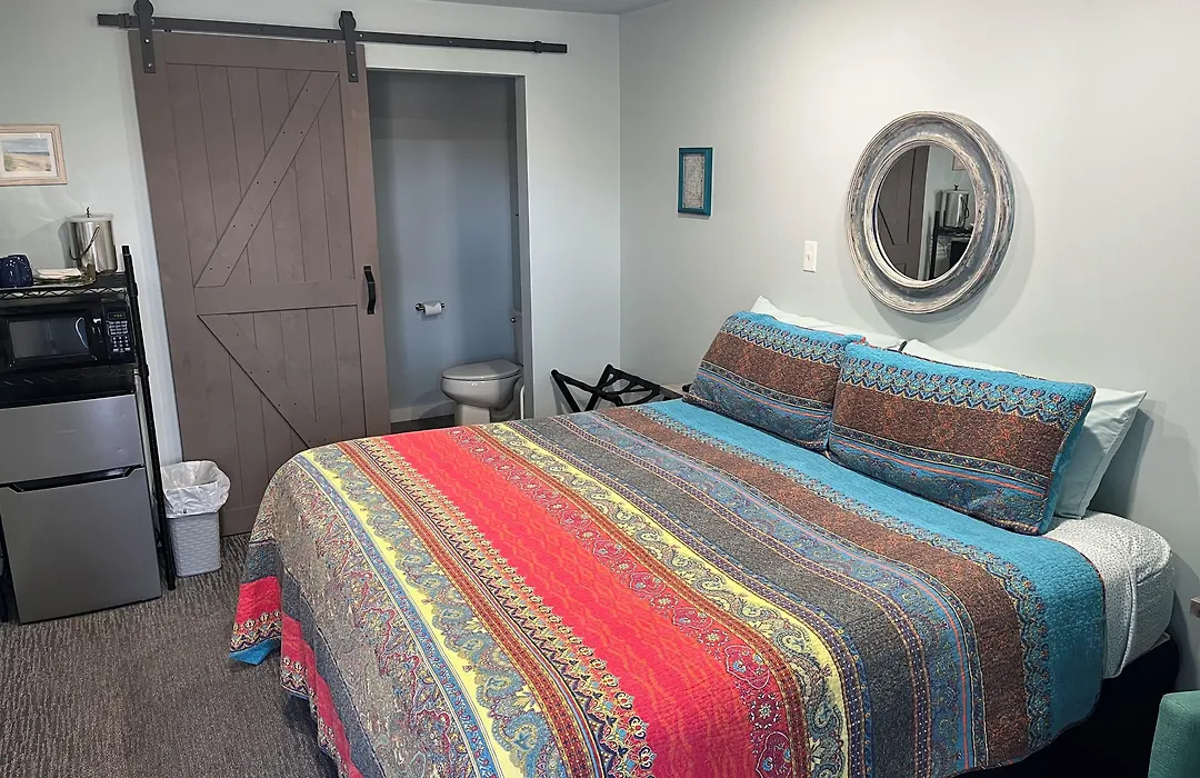 The Monarch Motel-1