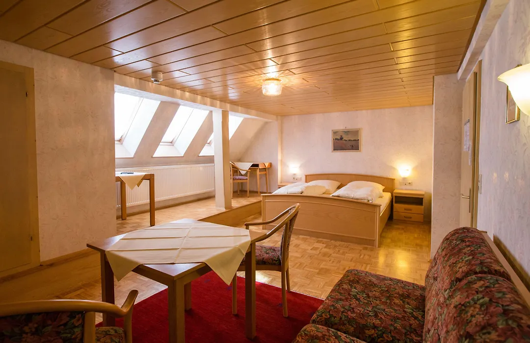 Hotel-Gasthof Goldener Greifen-1