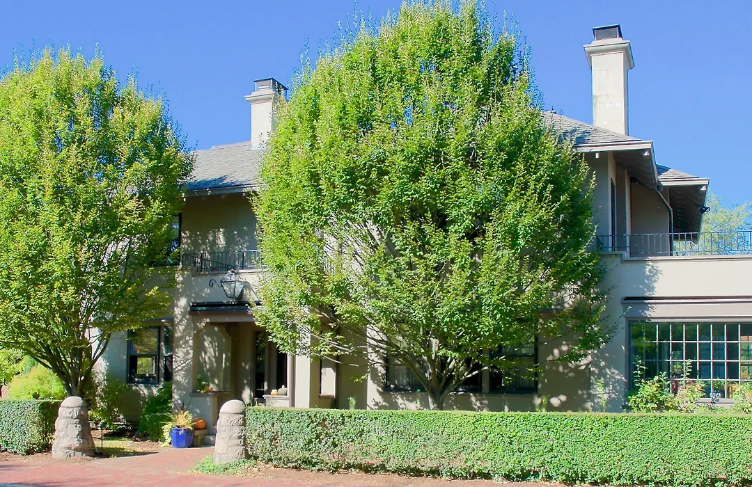 Hilltop Inn-1