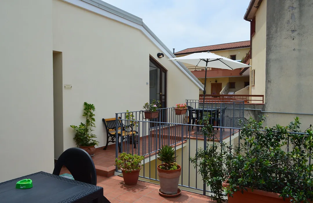 Borgo 800-1