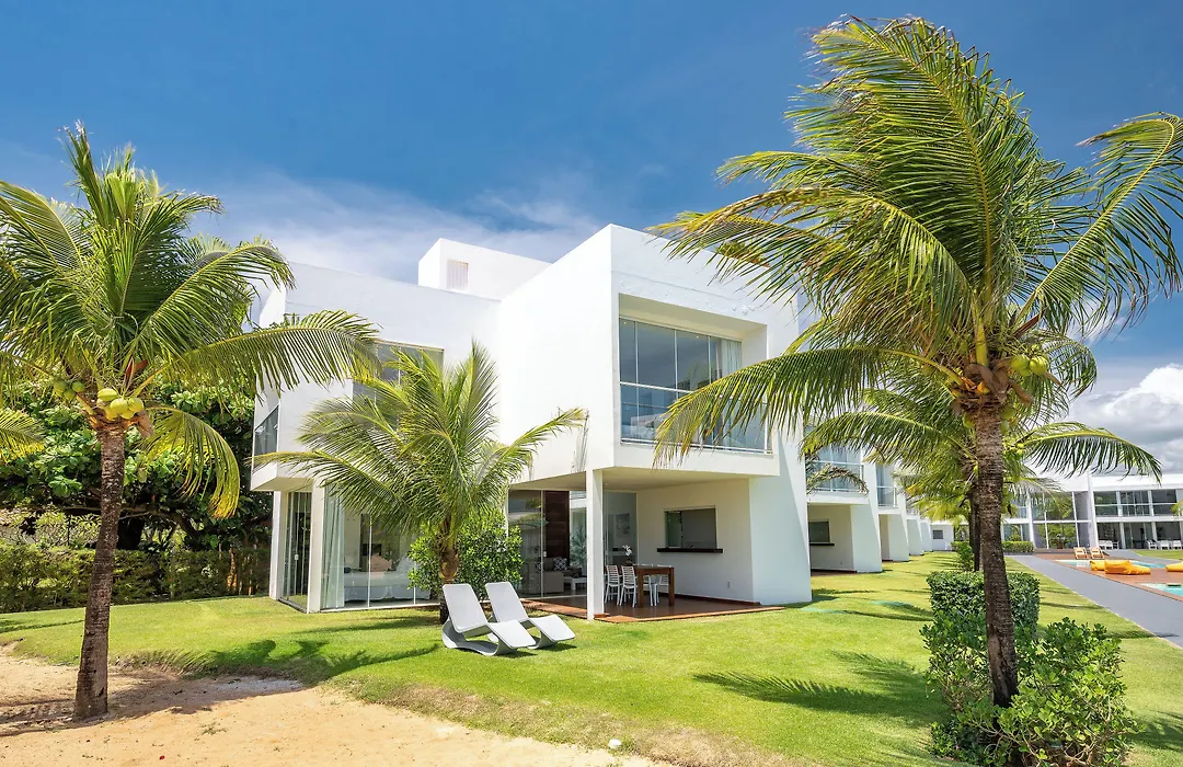 B Blue Beachouses-1