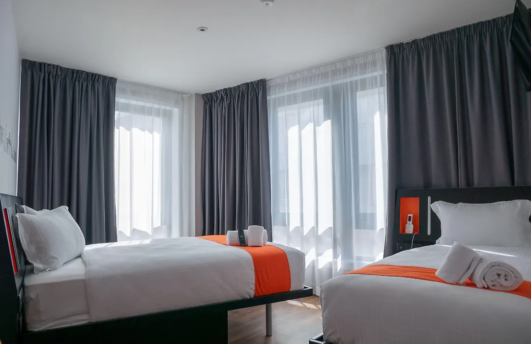 Easyhotel Lisbon-1