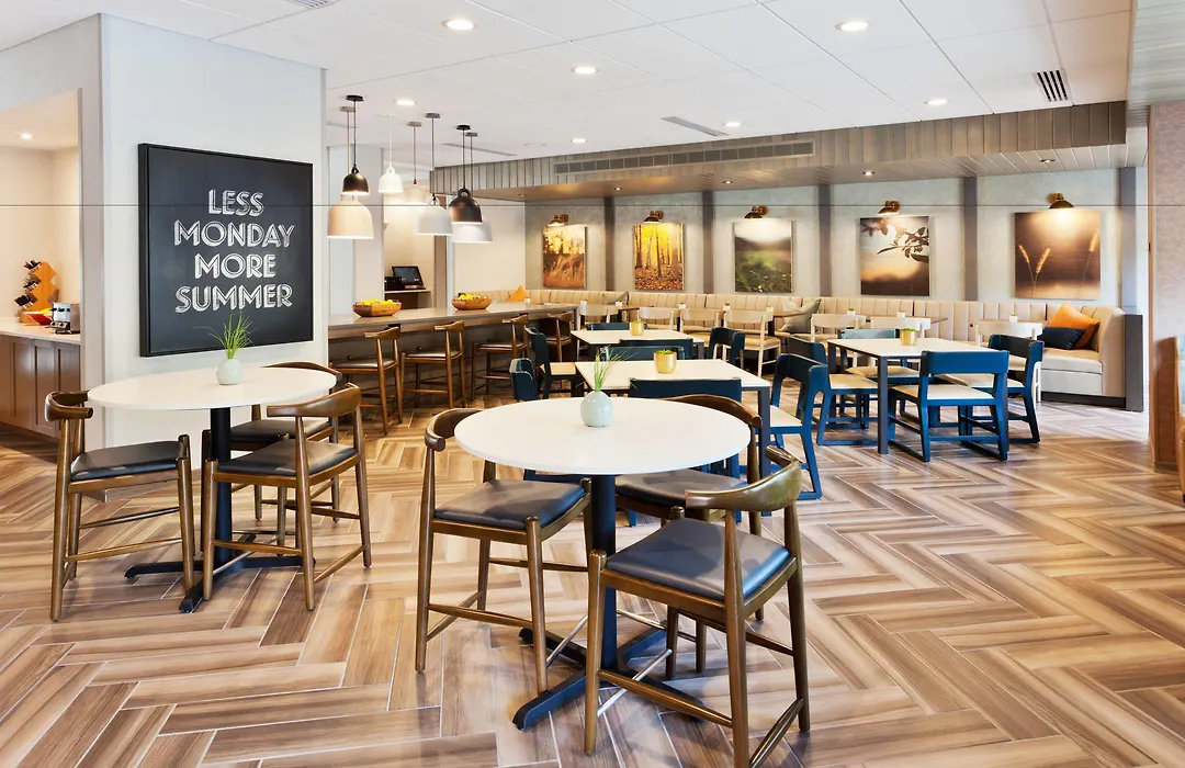 Fairfield Inn & Suites By Marriott Birmingham Colonnade-1