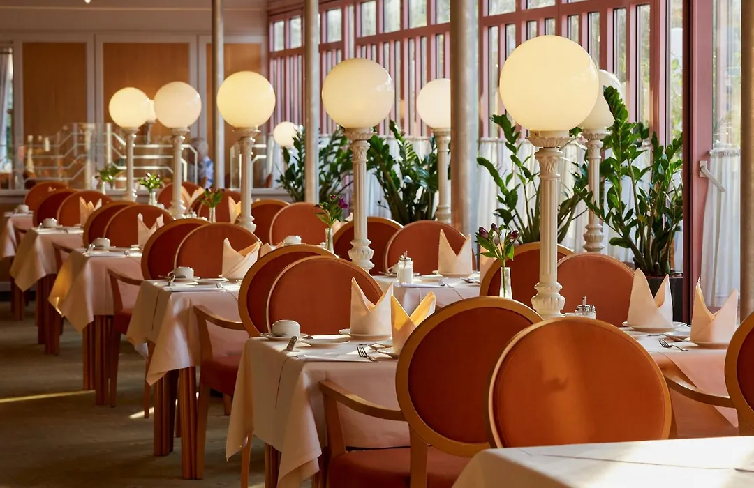 Kurpark-Hotel-1