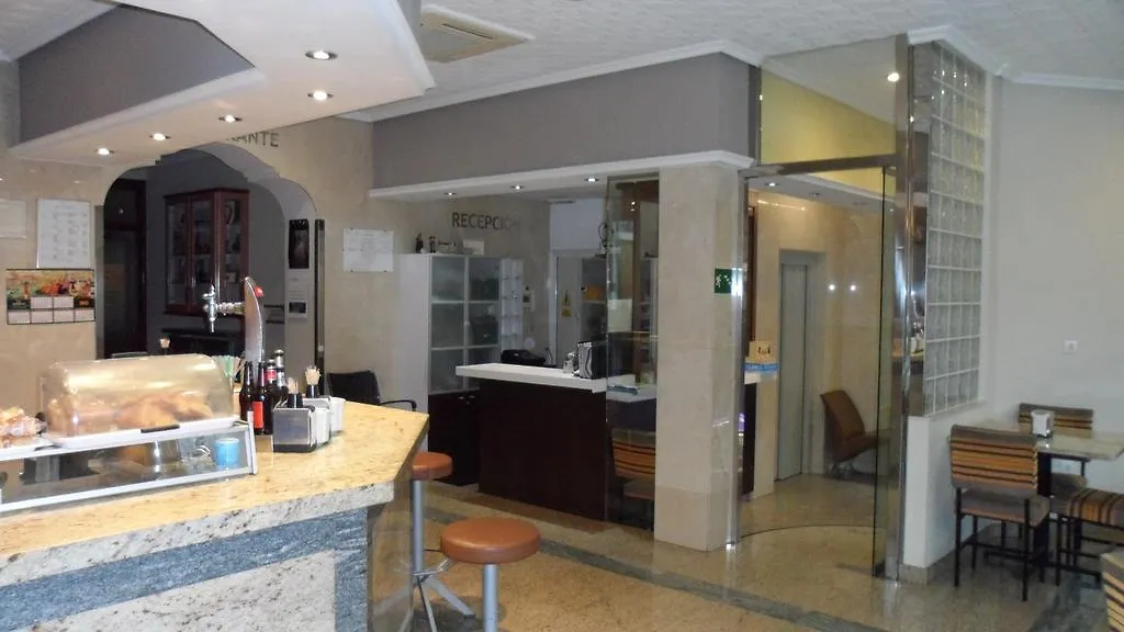 Hostal Coruña-1