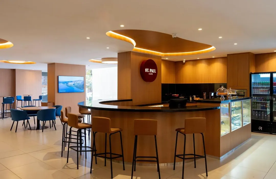 St Paul Plaza Hotel-1