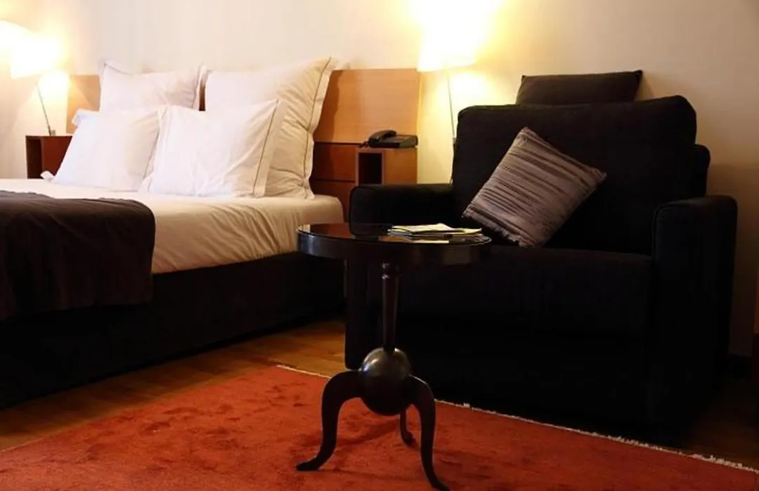 Hotel Mestre De Avis-1