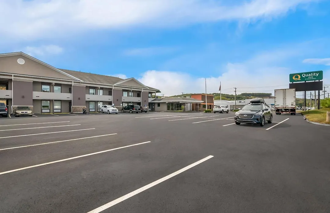 Quality Inn Waterbury East-1
