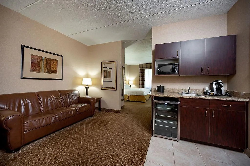 Holiday Inn Express Mentor Banquet Center By Ihg-1