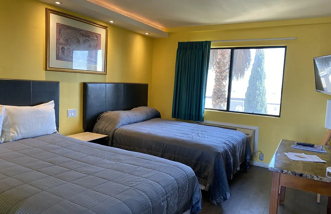 777 Motor Inn-1