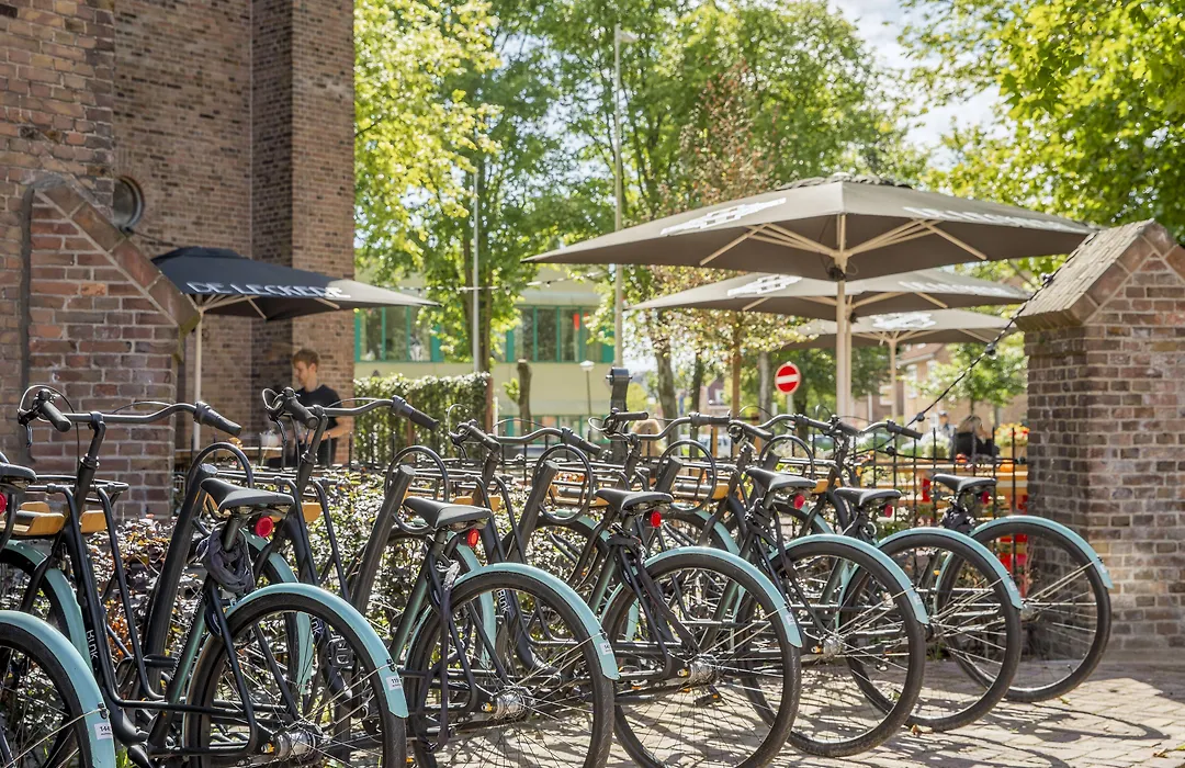 BUNK Hotel Amsterdam-1