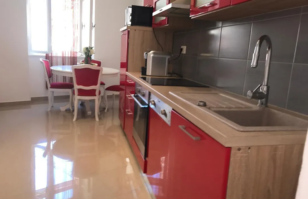 Pula Antic Rooms In Center (Adults Only)-1
