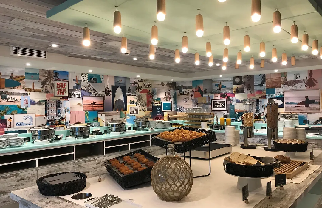 Hampton By Hilton Paris Clichy-1