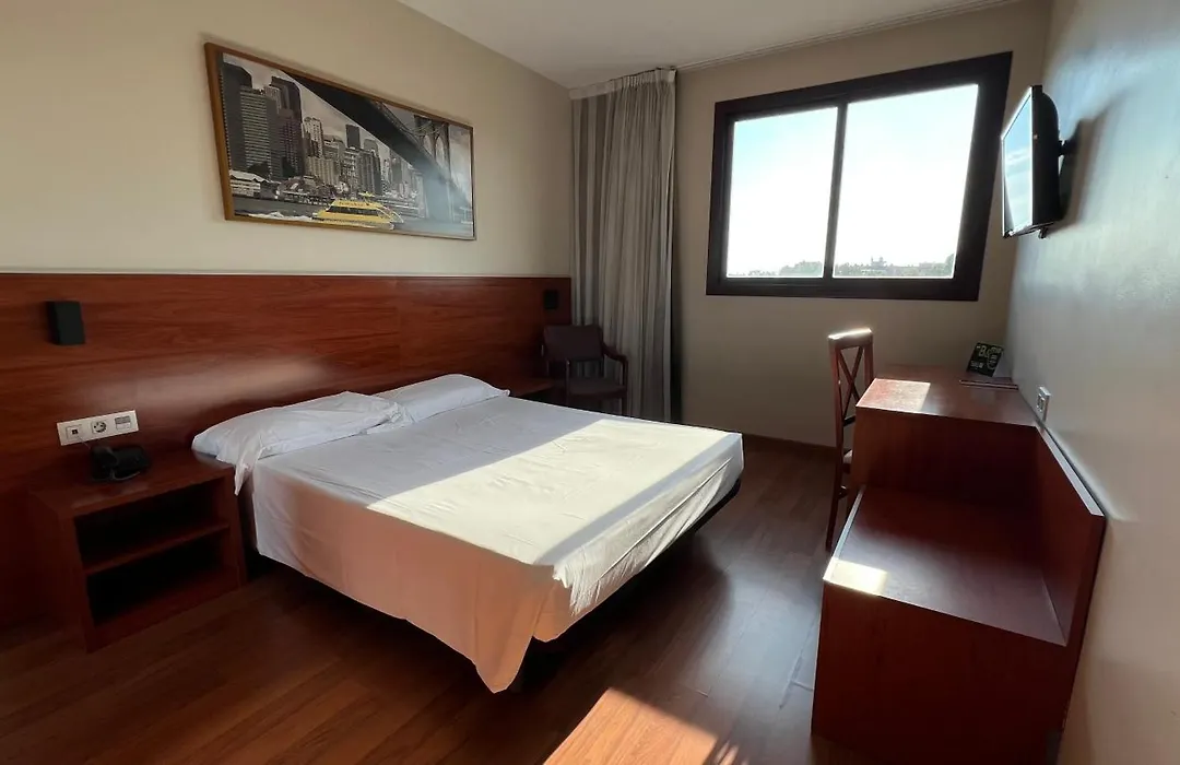 B&B HOTEL Tarragona Reus-1